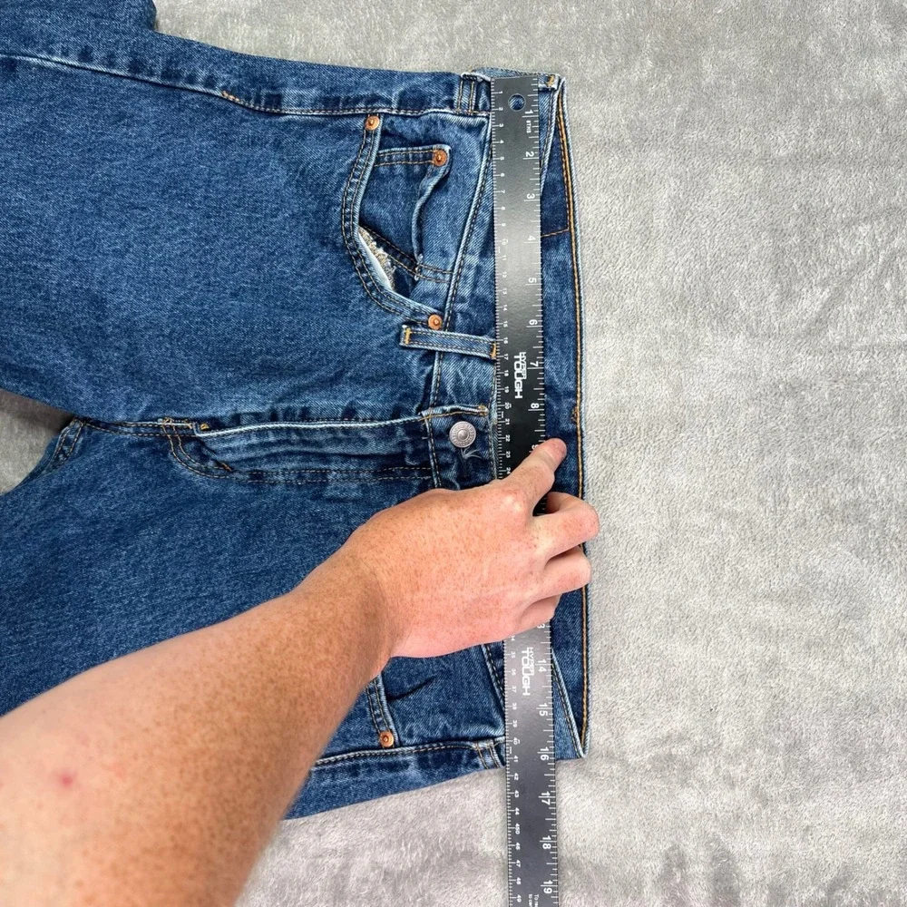 Levi's 505 Jeans Mens 32x32 Blue Medium Wash Straight Leg Western Cowboy Denim